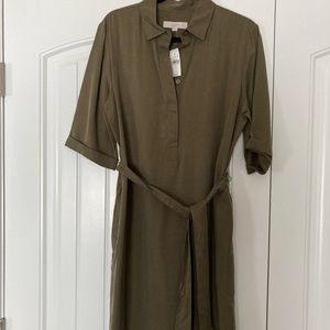 Ann Taylor LOFT shirt dress with belt and pockets. Size Large - New with Tags